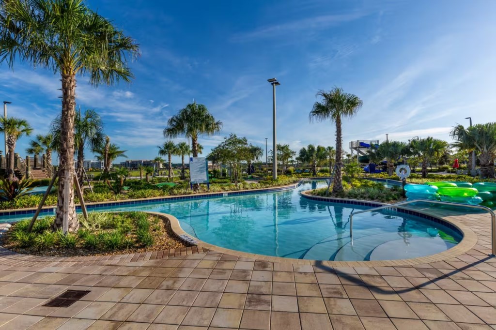 4 bedroom vacation townhouse at Storey Lake - Image 43