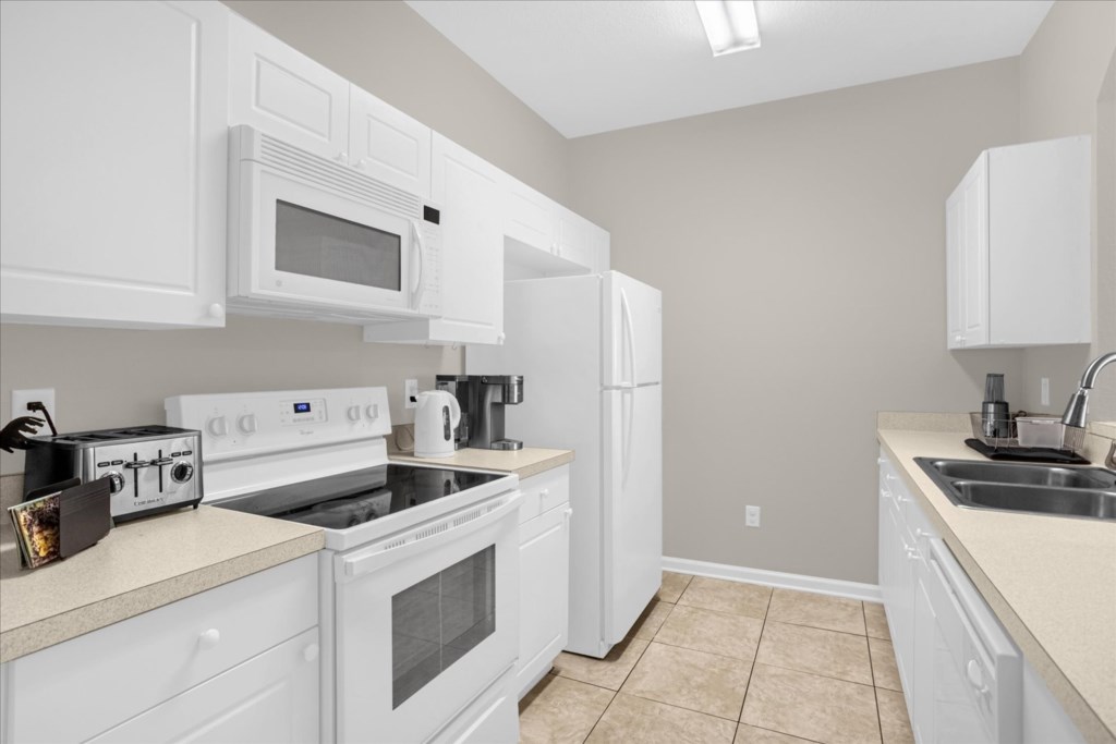 Fully Equipped, Modern Kitchen with everything you need