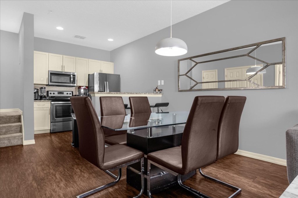3 bedroom vacation townhouse at West Lucaya - Image 5
