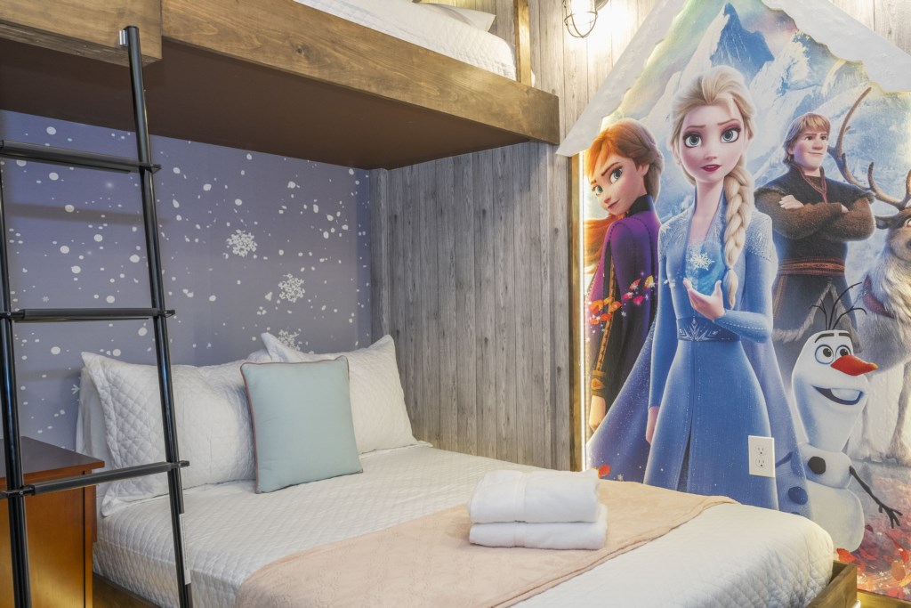 Frozen themed bedroom w/ twin over full & slide
