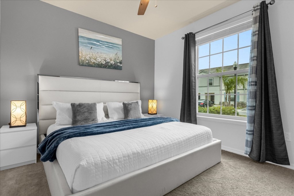 5 bedroom vacation townhouse at Solterra - Image 17