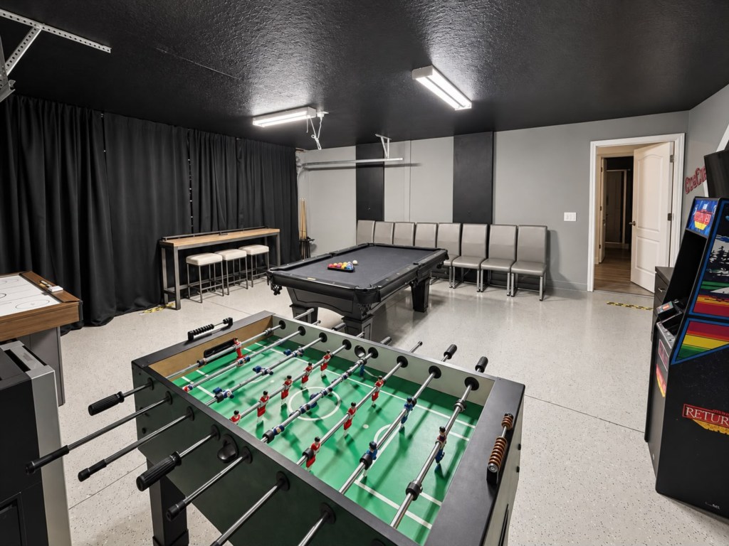 Game Room — 1412 Thunderbird Road, photo 14 of 78