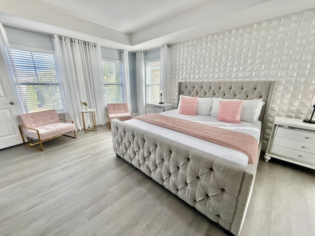 5870423F-433A-4BEB-9F48-85FD2CFCE9BA_1_102_a