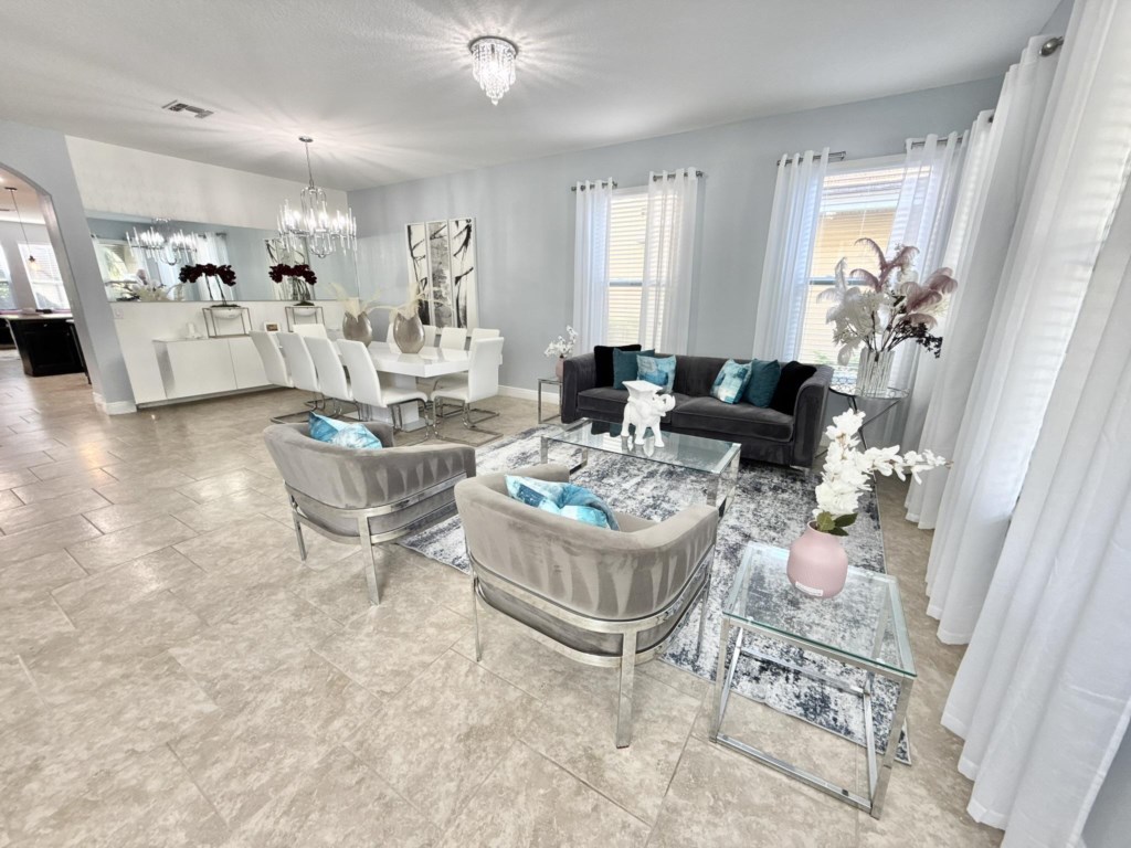 6D4C3F5E-5558-446F-90EC-8375C9BB42FB_1_102_a