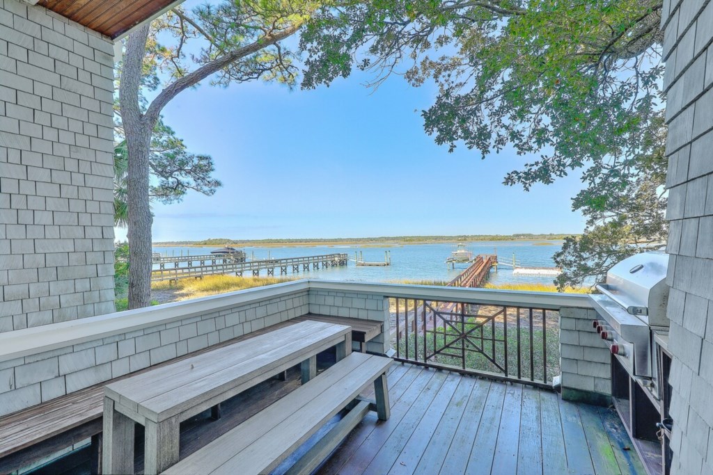 Kiawah Island Luxury: River Views & Private Dock