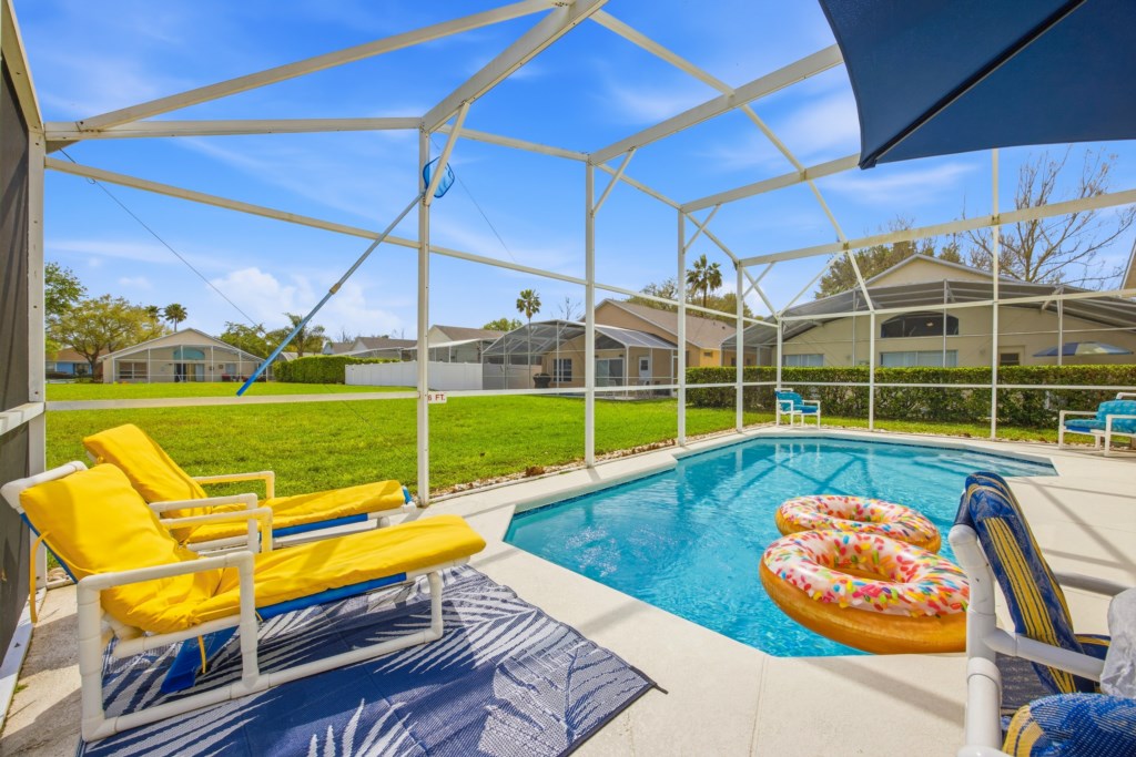 26-260317_240GrosvenorLp_26