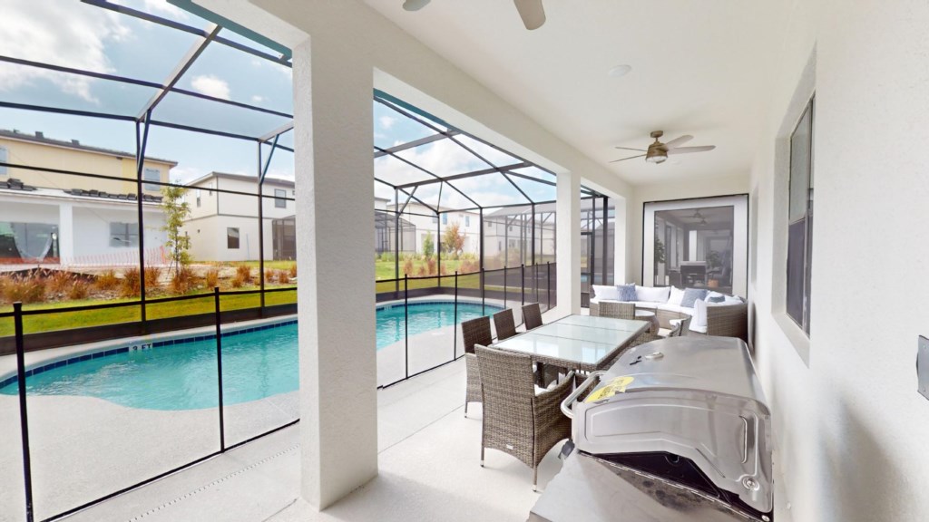External Pool Area