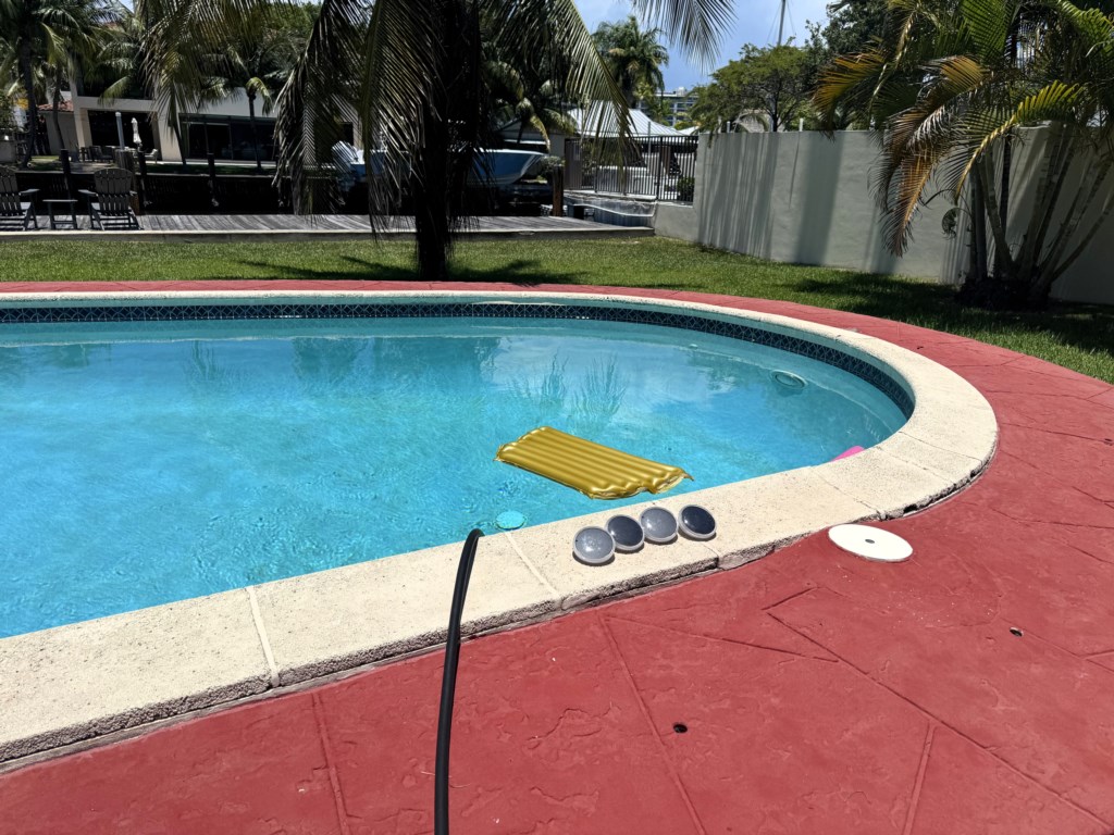 Pool Solar Lights