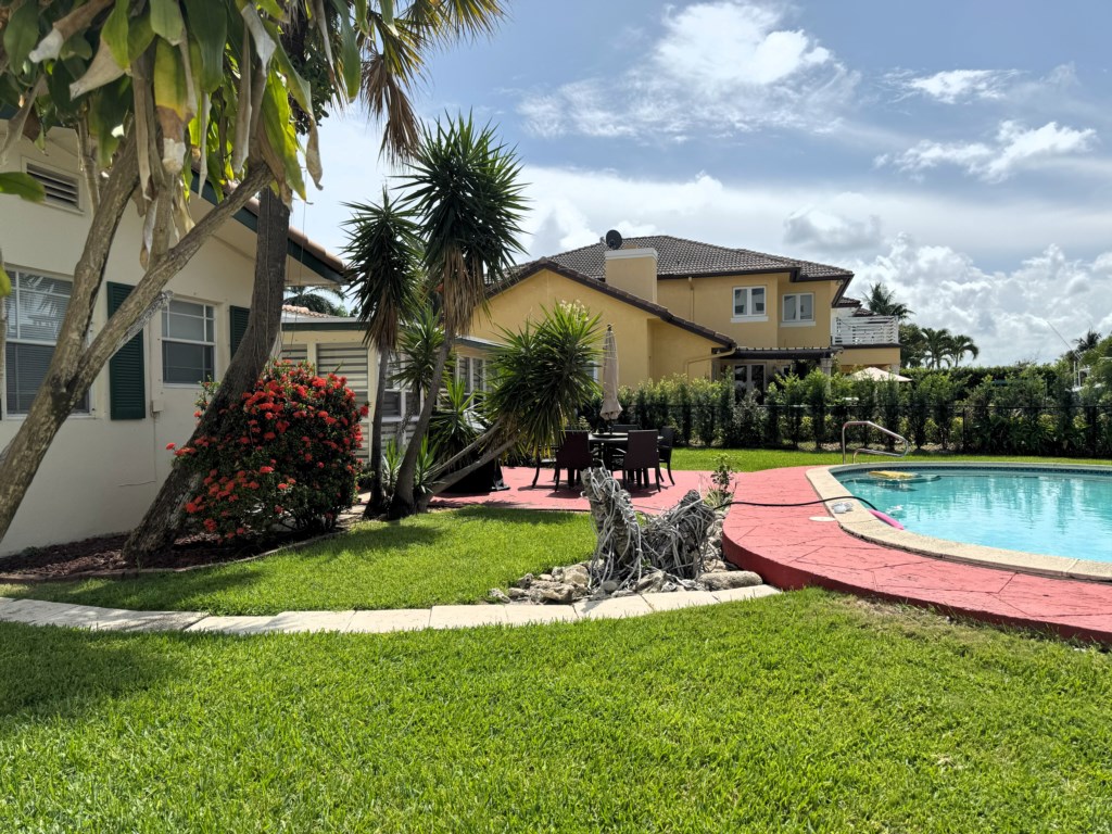 Backyard pic10