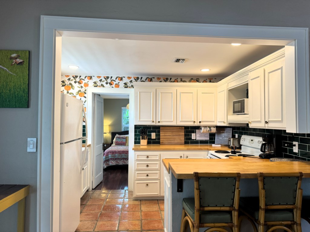 Kitchen Breakfast Bar