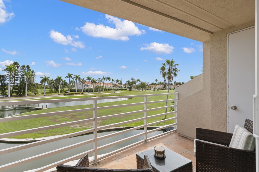 Balcony2