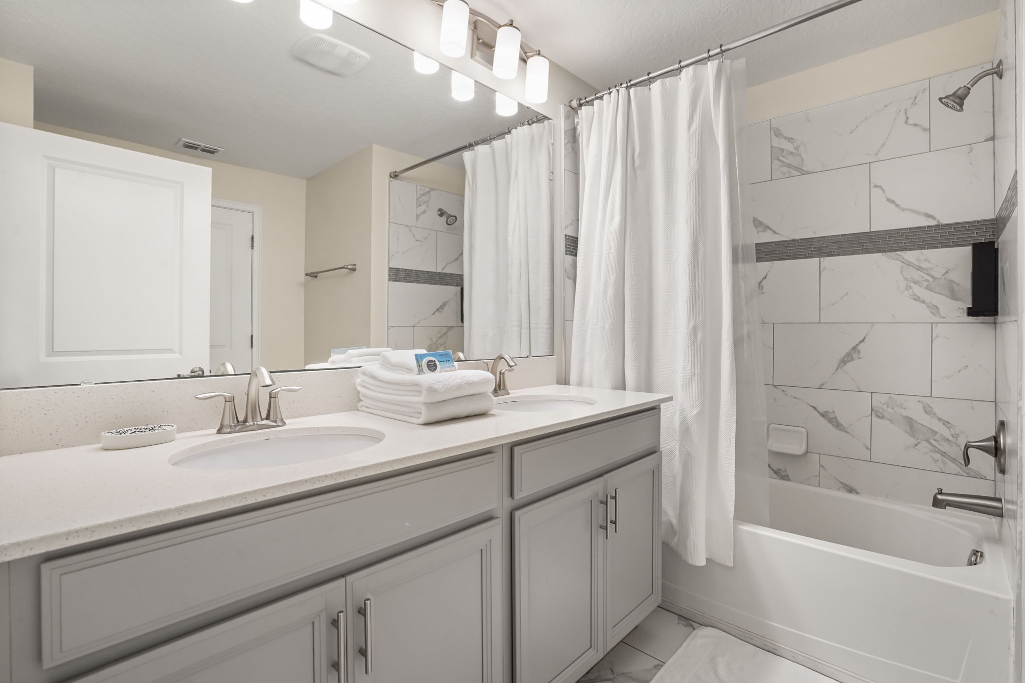 4 bedroom vacation townhouse at Storey Lake  - Image 25