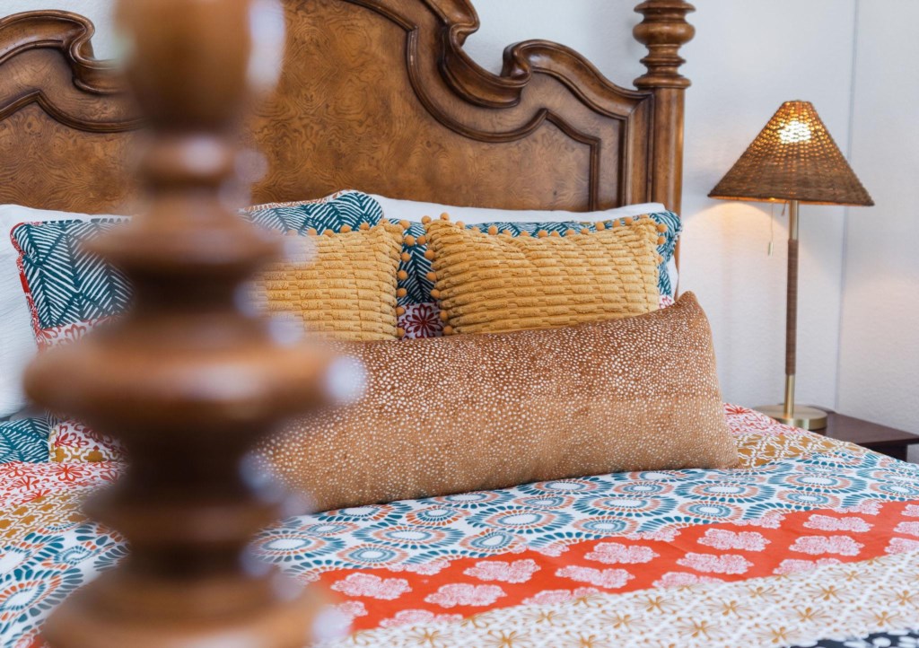 The pop of color in this room fully encompasses the charm and beauty of the desert! 