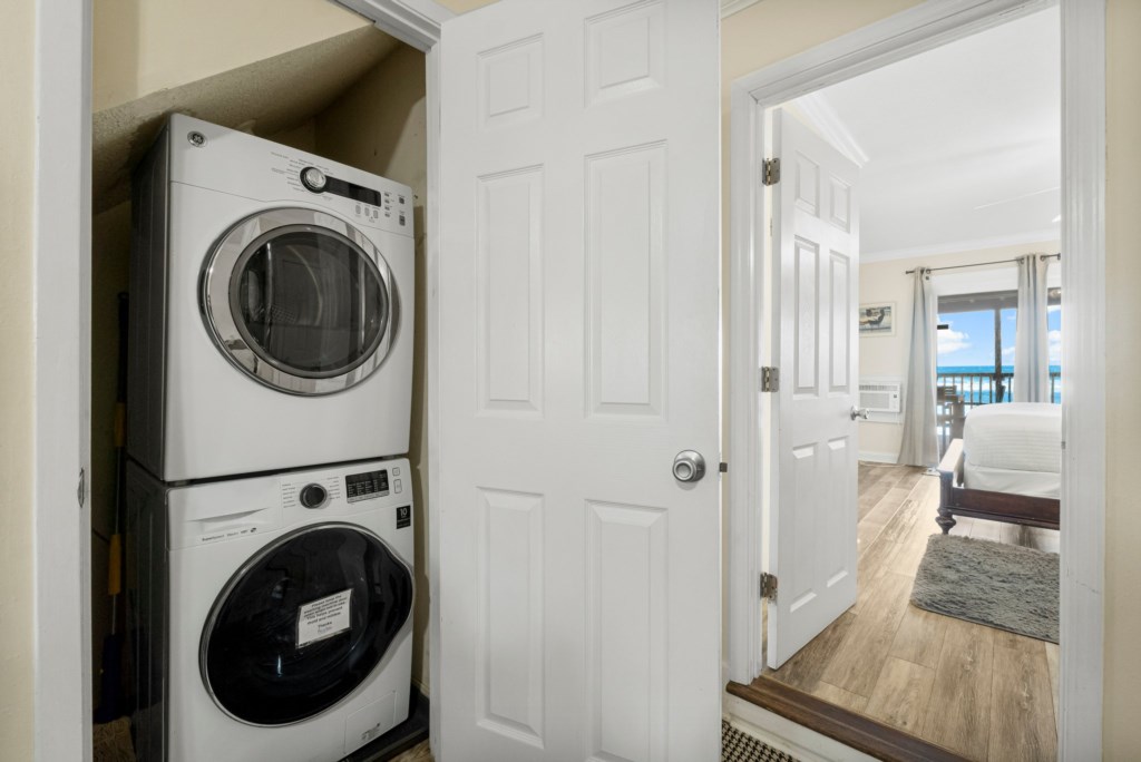 Washer And Dryer On 1st Floor