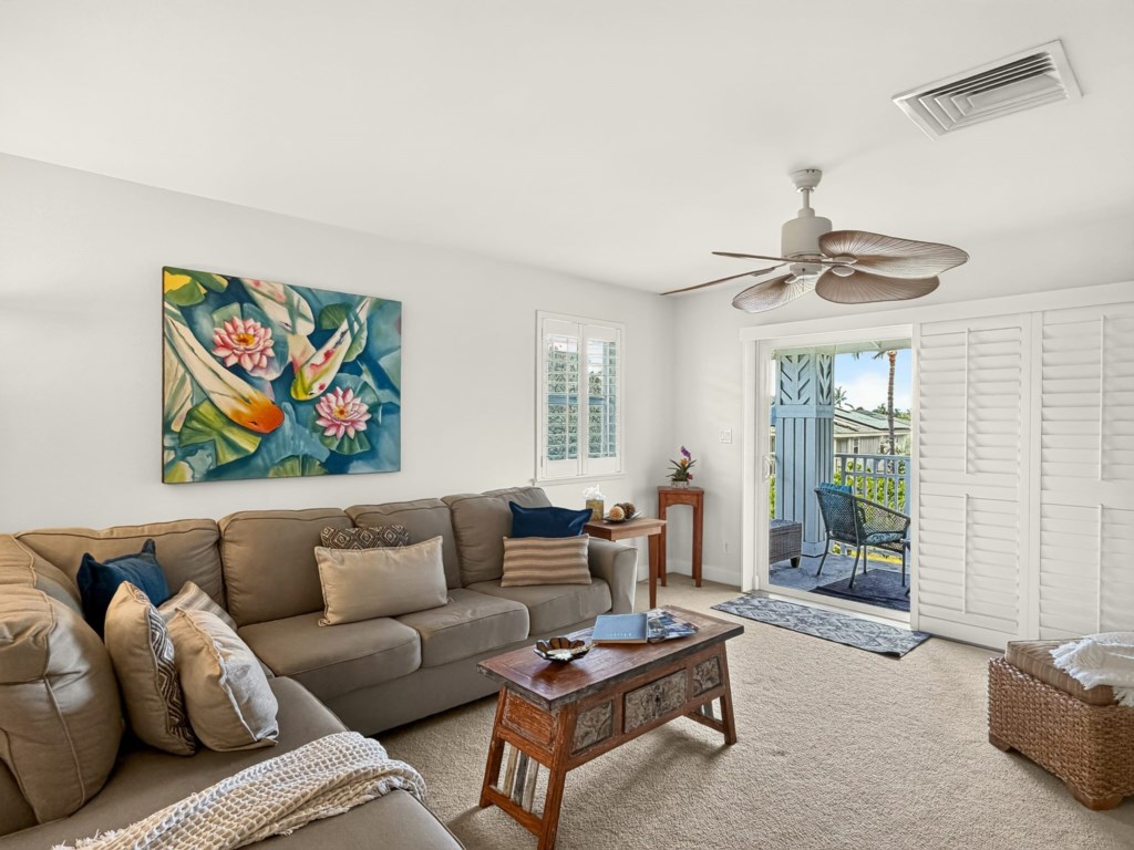 Living Area with Ceiling Fan
