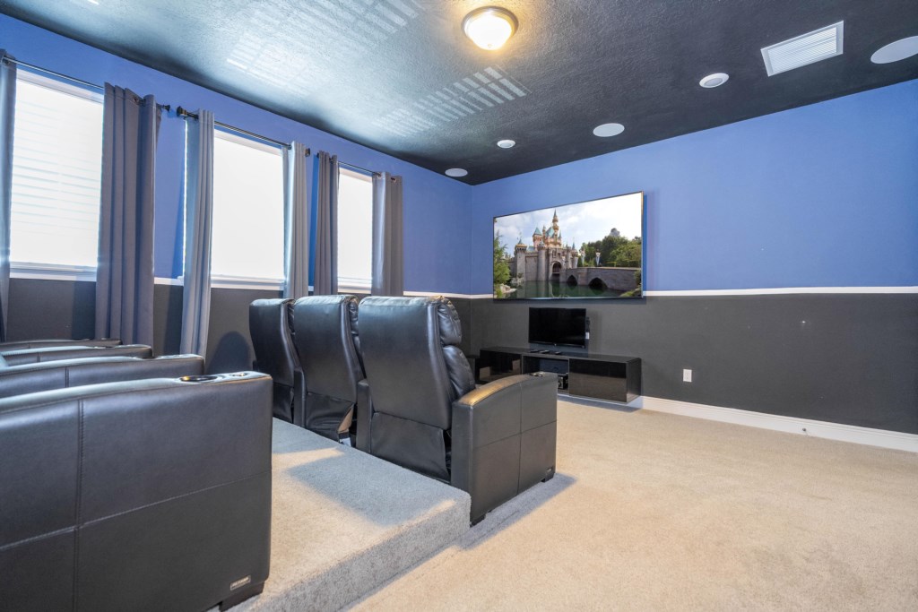 Movie Room w/ Movie Theater Chairs 