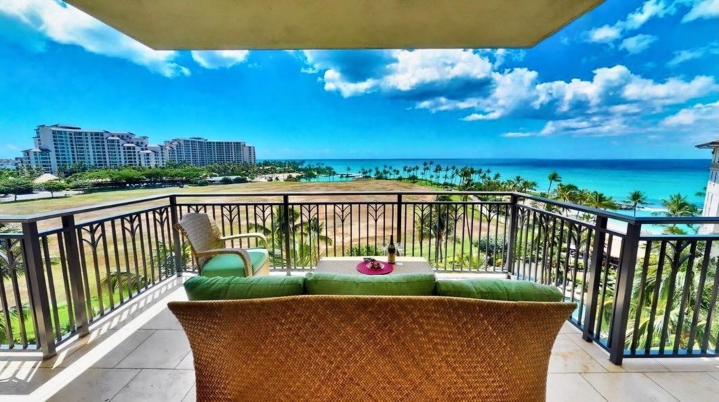 Beautiful ocean views while relaxing on your private Lanai.