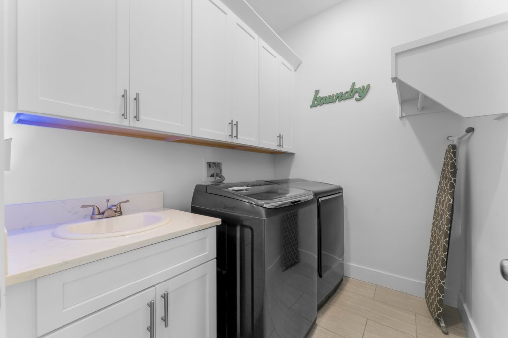 Laundry Room On 1st Floor