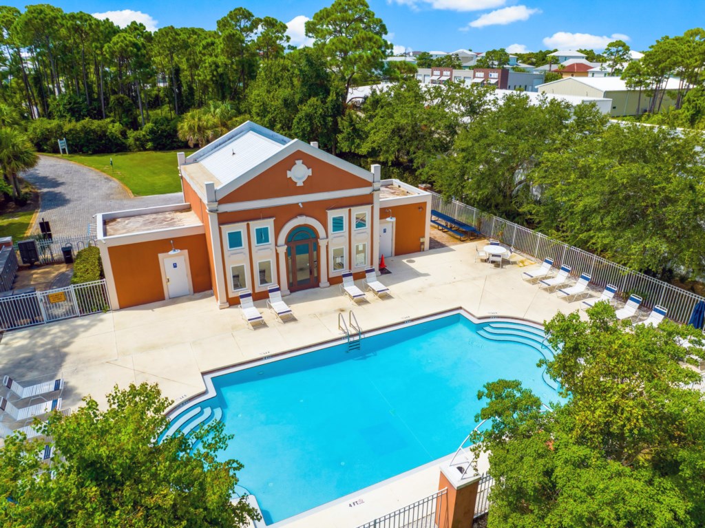 Spacious Pool Area Near Shore Beats Work