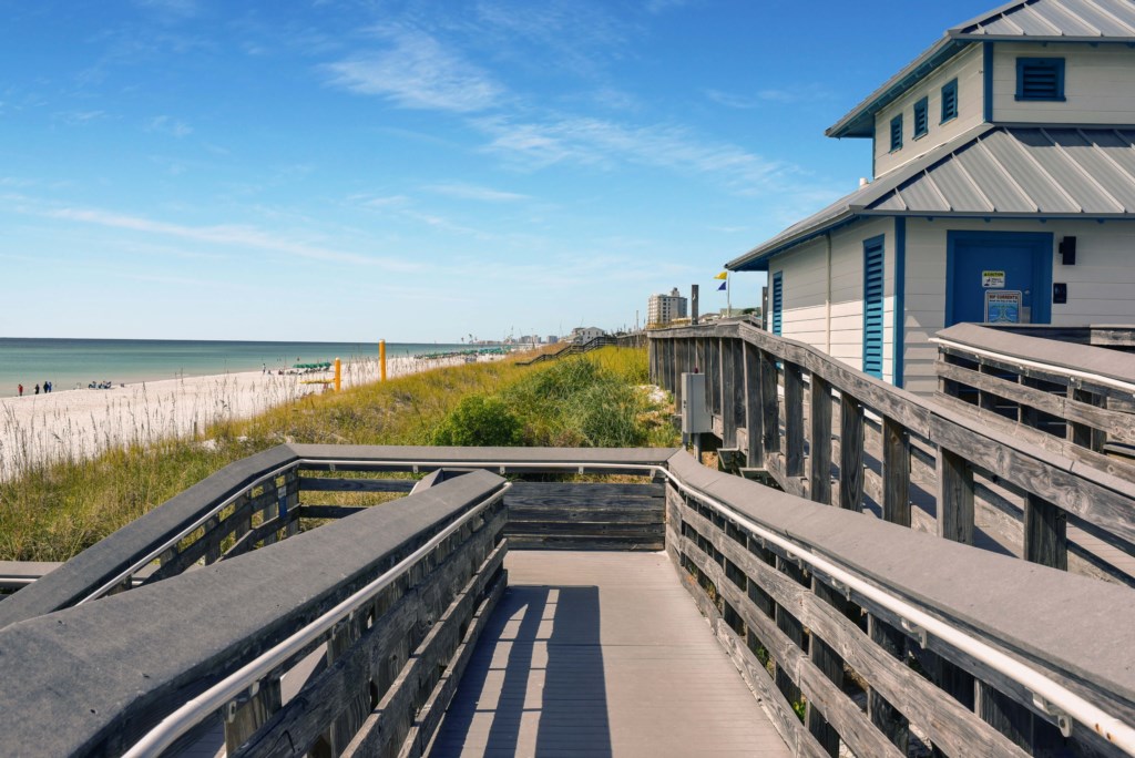 Public Beach Access By Pompano Joe's Restaurant