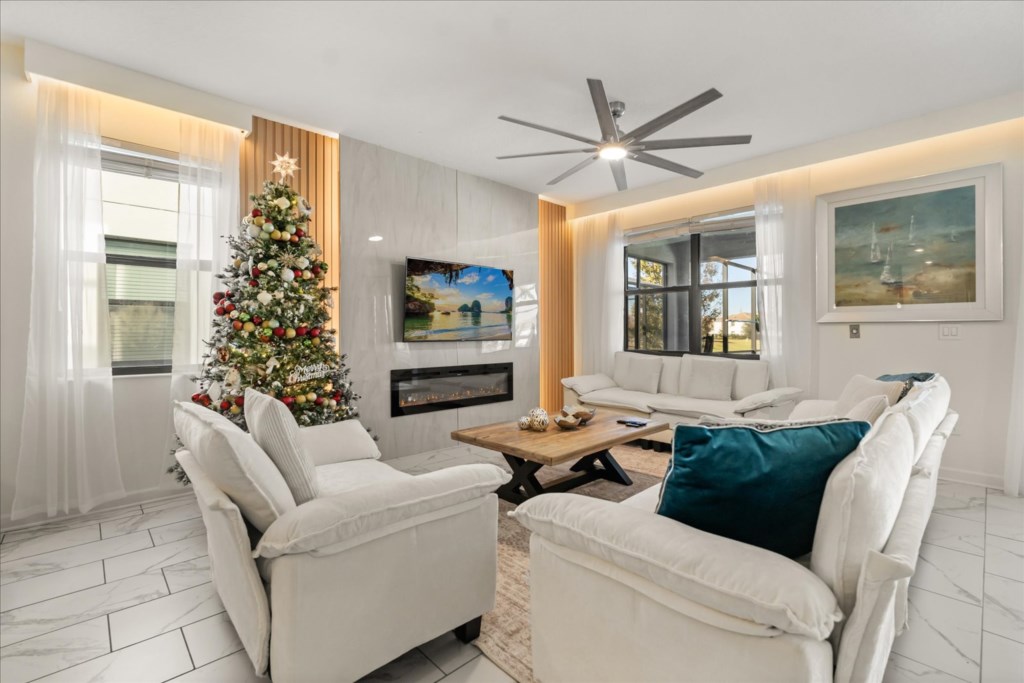 9 bedroom vacation house at Storey Lake - Image 4