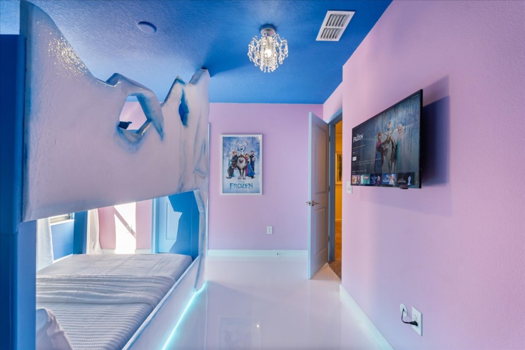 9 bedroom vacation house at Storey Lake - Image 44