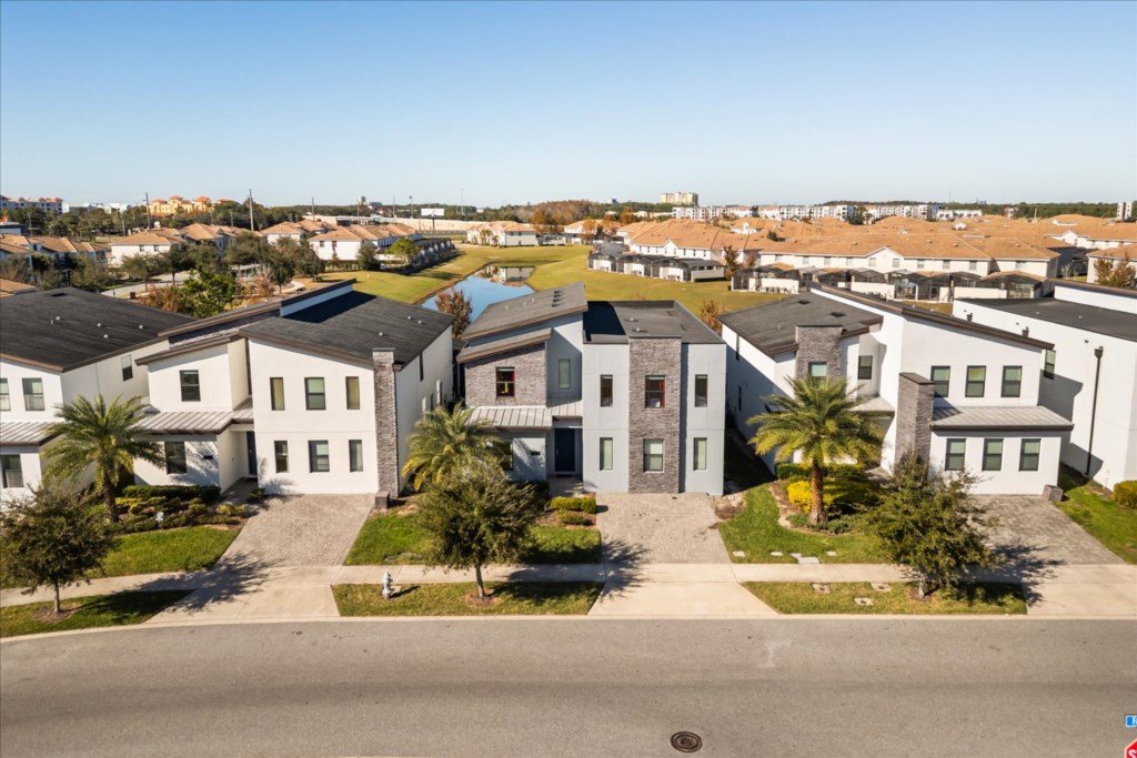 9 bedroom vacation house at Storey Lake - Image 63