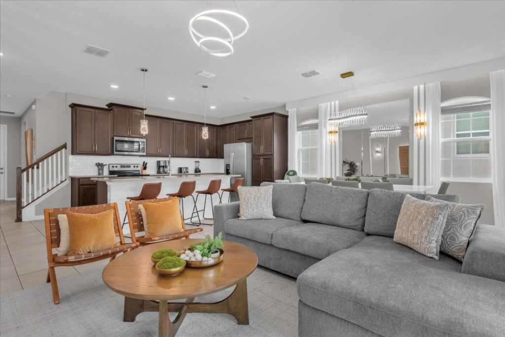 6 bedroom vacation townhouse at Solara Resort - Image 2