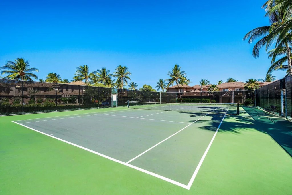 Colony Villas Waikoloa Tennis Courts for guest only.
