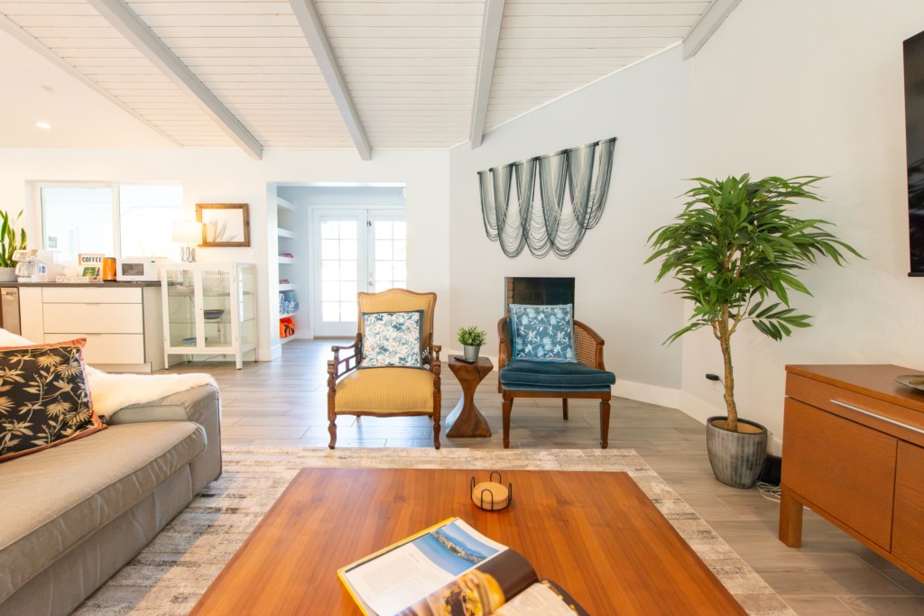 additional sitting area in living room