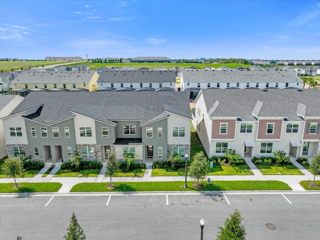 6 bedroom vacation townhouse at Solara Resort - Image 32
