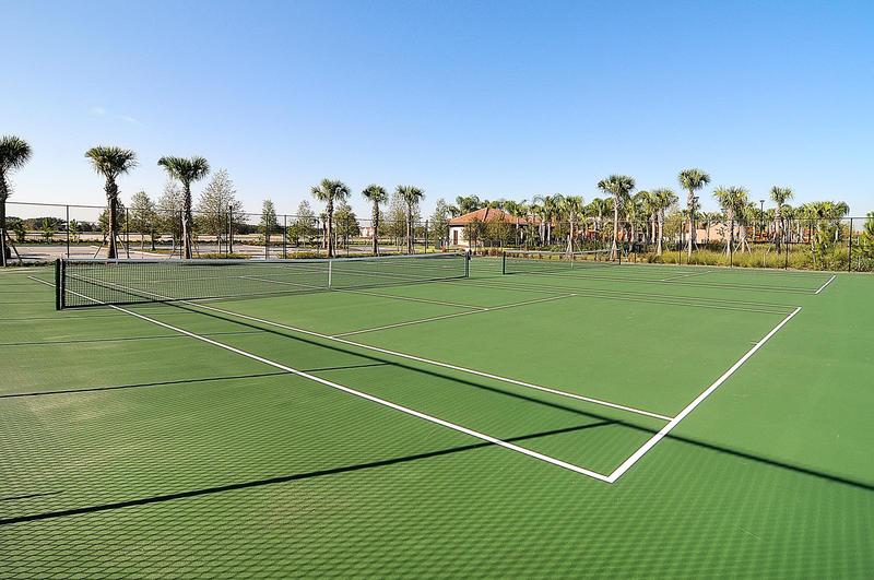 5 bedroom vacation townhouse at Solterra - Image 62