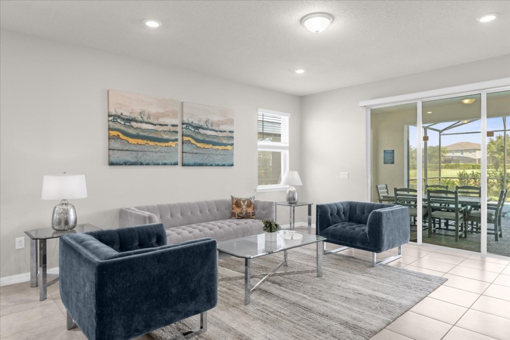 6 bedroom vacation house at Solterra - Image 3