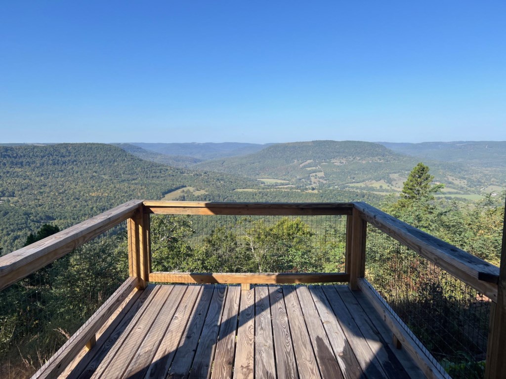 Fawn Ridge - Million dollar Ozark views !