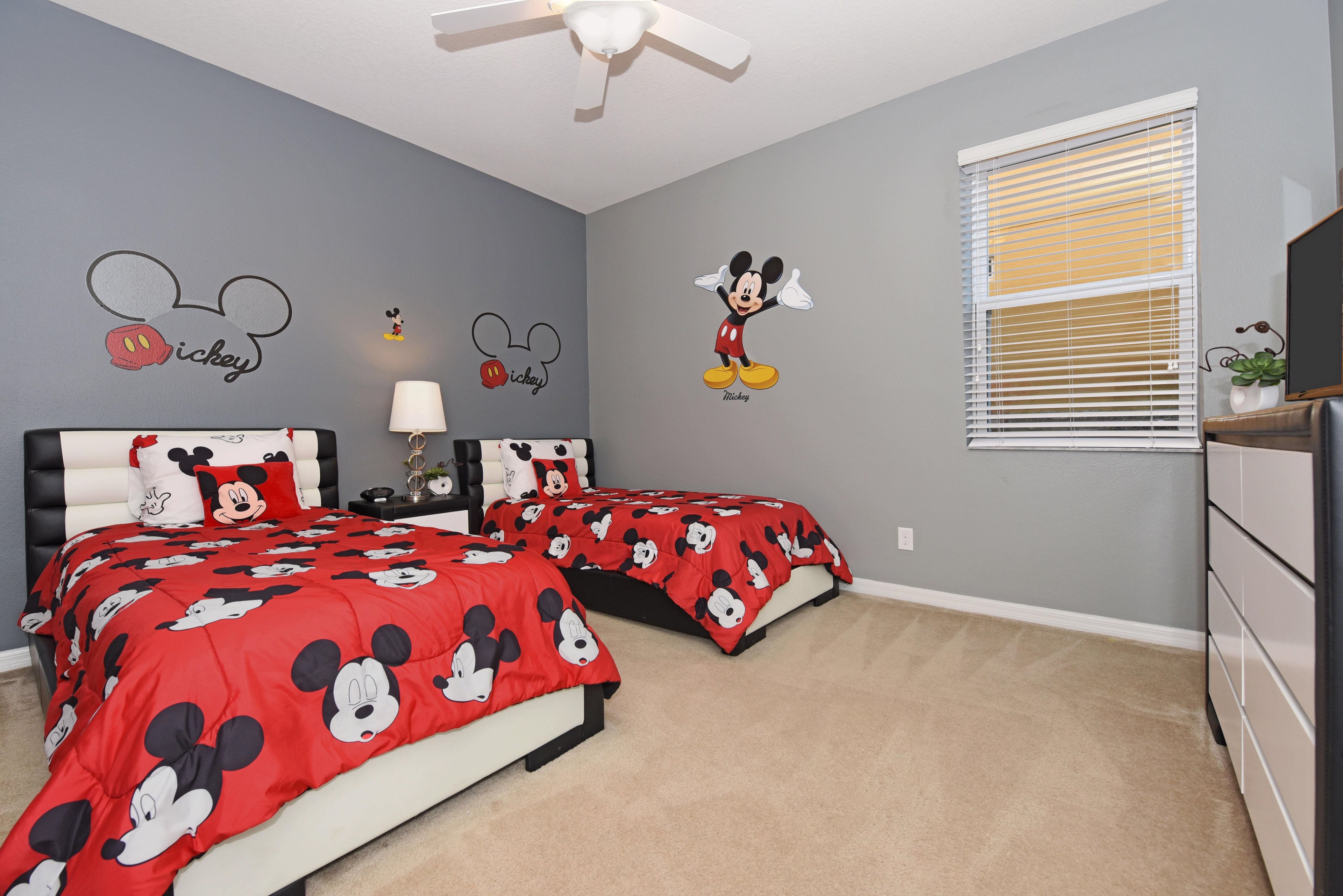 Lux Villa w/ Pool, Spa & Games - Near Disney