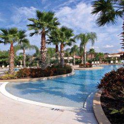 6 bed Luxury Home with Pool near Disney! 