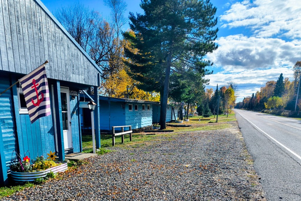 Paradise, front entrance of studios close to road