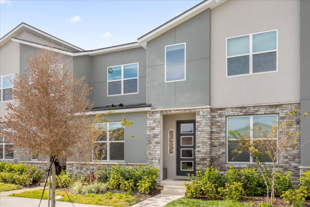 4 bedroom vacation townhouse at Solara Resort - Image 1