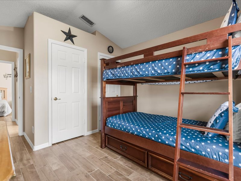 Bedroom 2 with Bunk Beds