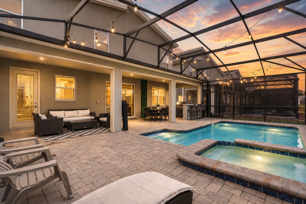 7 bedroom vacation house at Storey Lake - Image 2