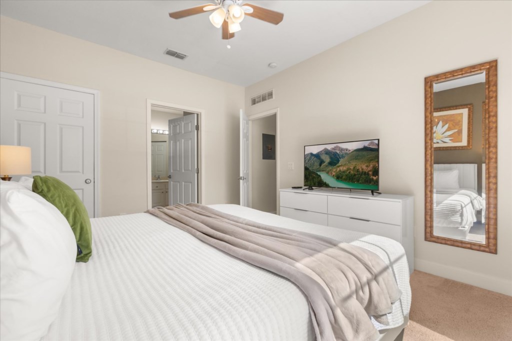 4 bedroom vacation townhouse at Lucaya Village - Image 15