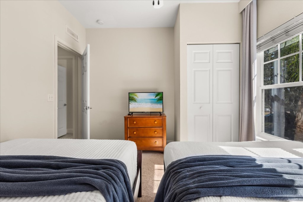 4 bedroom vacation townhouse at Lucaya Village - Image 17