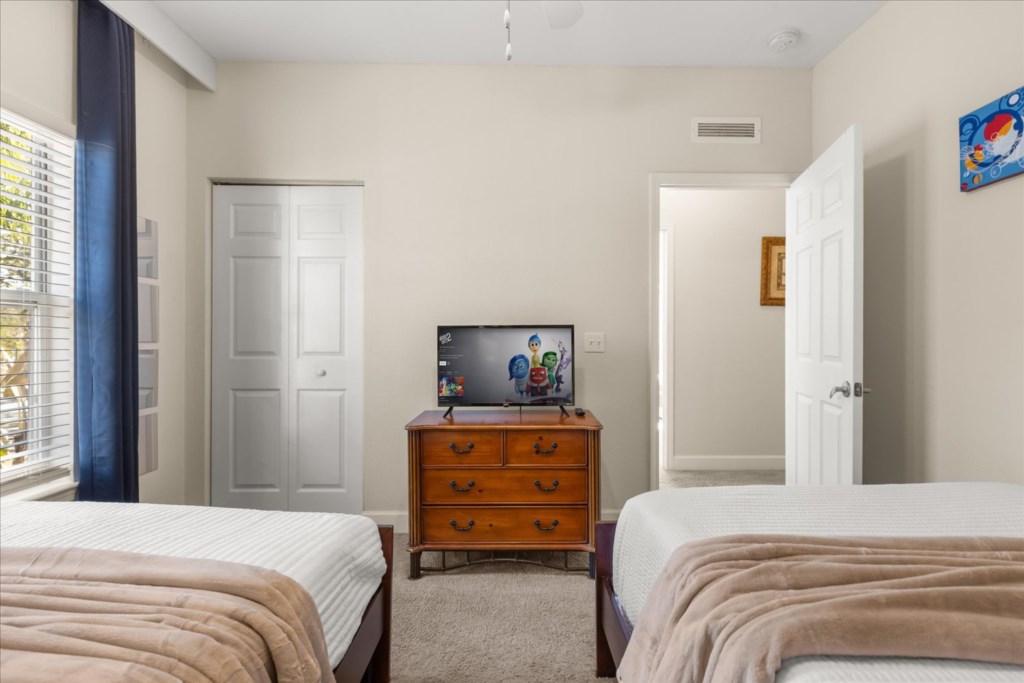 4 bedroom vacation townhouse at Lucaya Village - Image 19