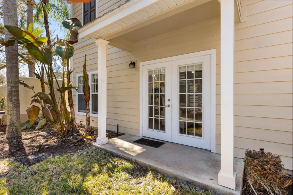 4 bedroom vacation townhouse at Lucaya Village - Image 24