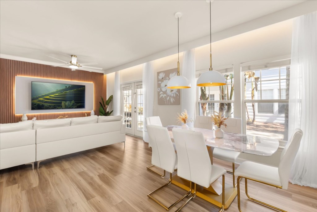 4 bedroom vacation townhouse at Lucaya Village - Image 6