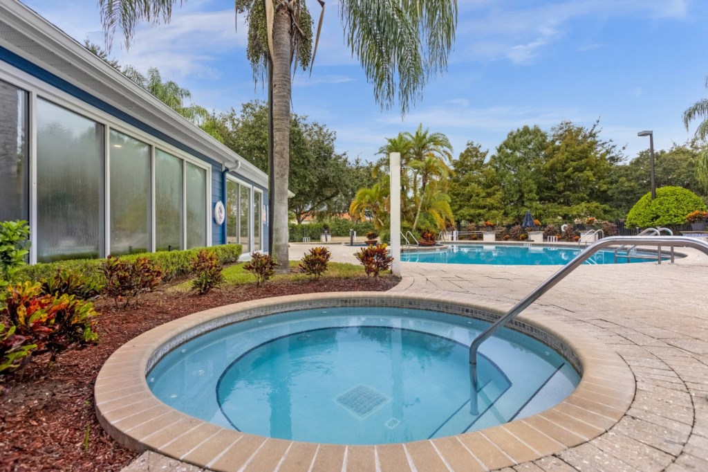 4 bedroom vacation townhouse at Lucaya Village - Image 26