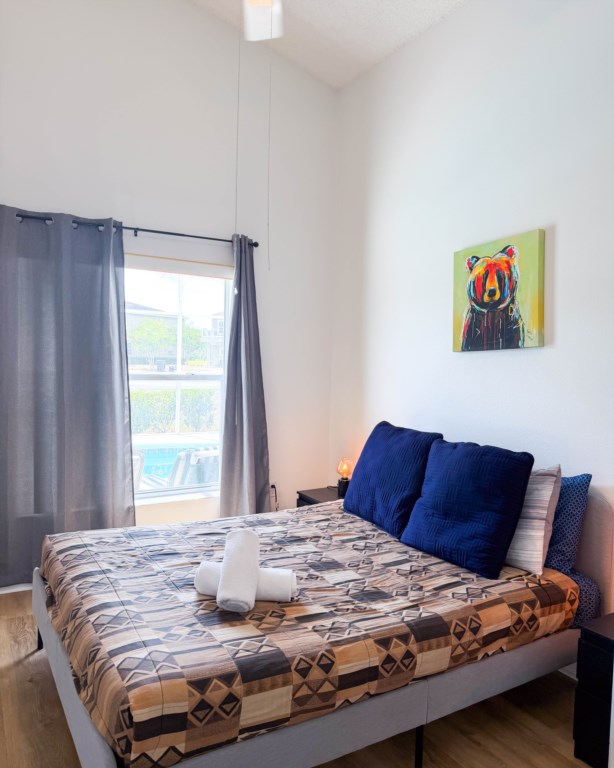 118_Lake_Shore_Pkwy-12