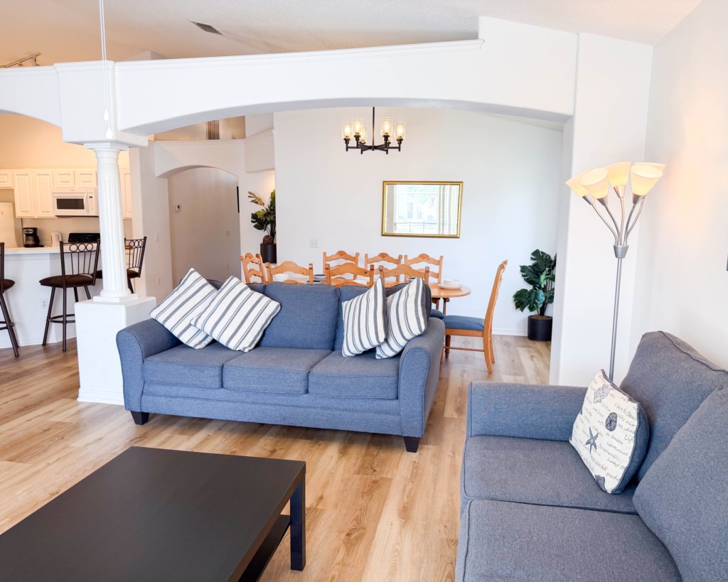 118_Lake_Shore_Pkwy-31