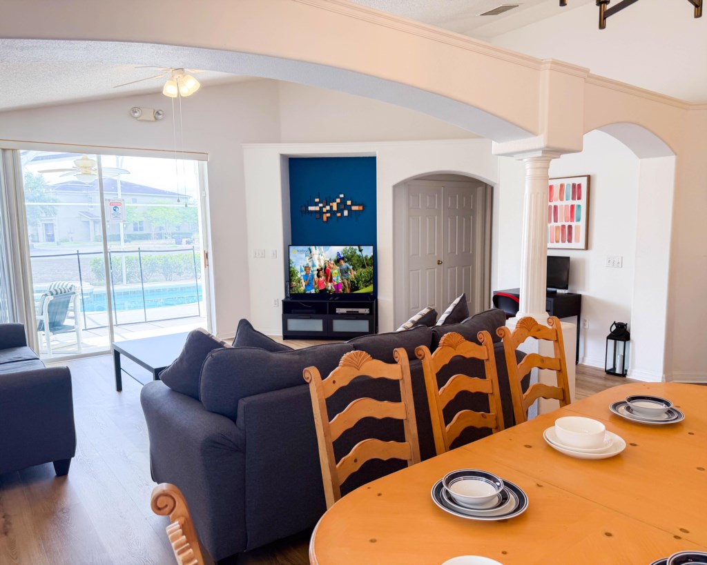 118_Lake_Shore_Pkwy-36