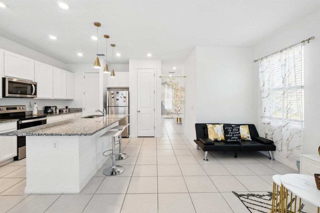 kitchen/island bar/living room